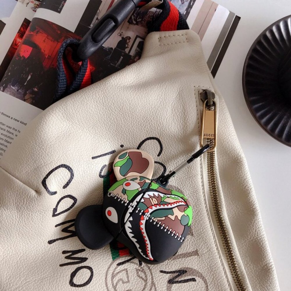 AirPods Case Bape Aape x BearBrick NEW - Picture 4 of 5